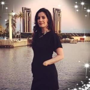 Meet your Posher, Heloise